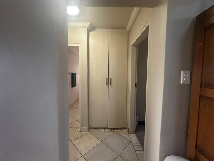 2 Bedroom Property for Sale in Waterval East North West